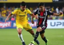 Corinthians enfrenta Peñarol